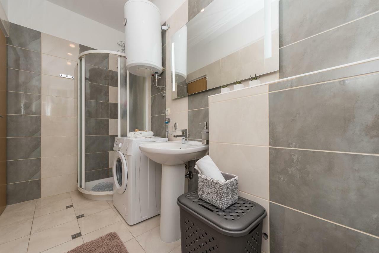 Portos Apartment Zadar Eksteriør bilde